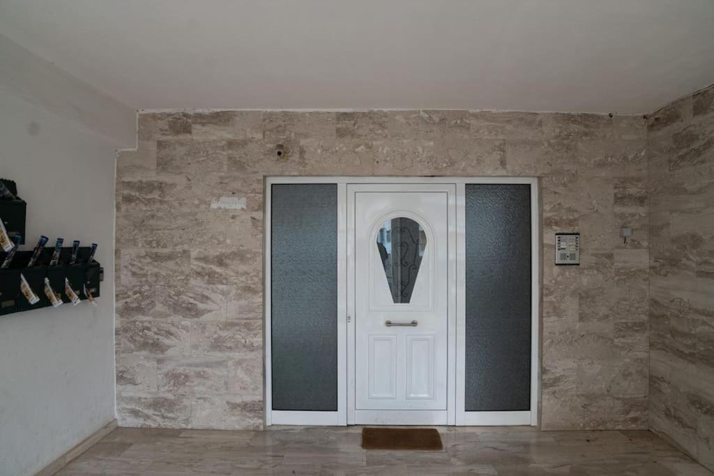 Frida'S Home For 2 In Kozani Zewnętrze zdjęcie